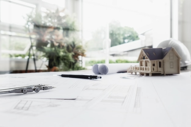 中国当代创新人物事迹